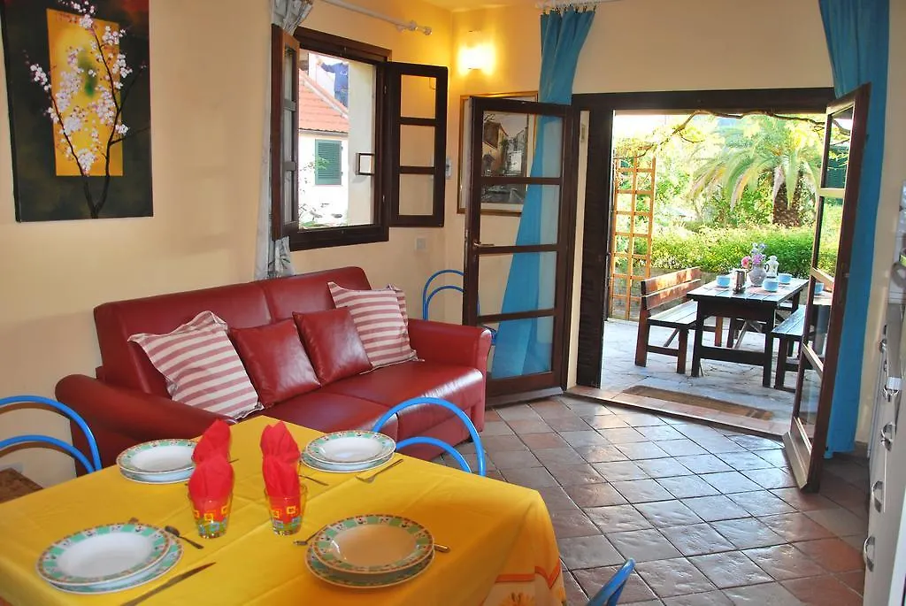 Complesso Mediterraneo Apartment Marina di Campo
